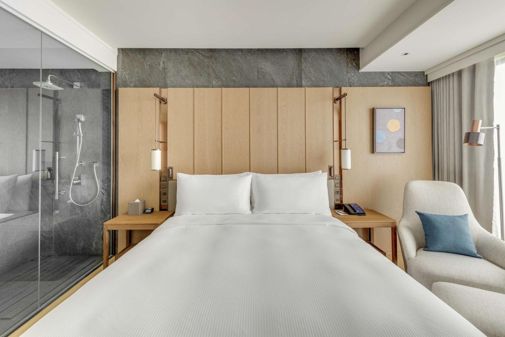 Doubletree By Hilton Taipei Zhongshan Exterior foto
